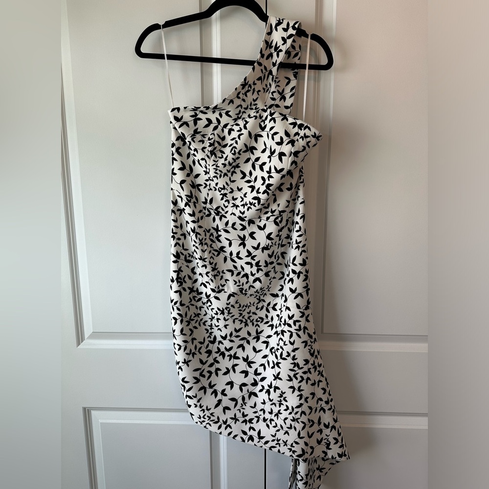 Keepsake The Label Overpower Mini Dress Ivory and Black (Size L) - Picture 3 of 10